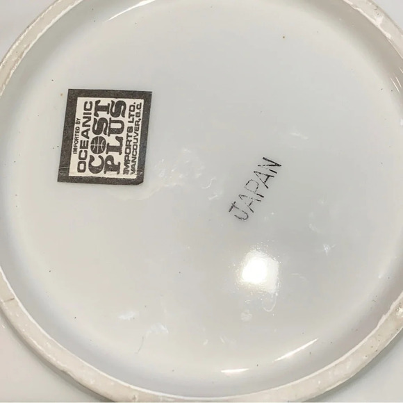 Two vintage seashell soap, dishes - Picture 9 of 9